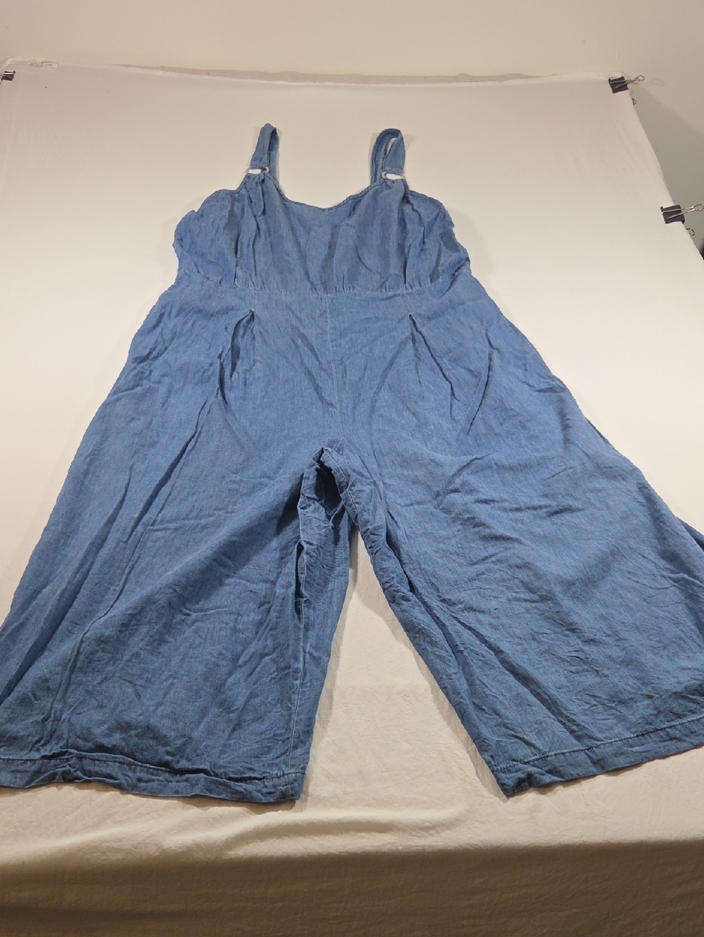 Derek Heart Light Blue Chambray Romper Capri Wide Leg Jumpsuit Jumper Overalls - Picture 1 of 7
